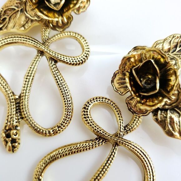 New! FP Trickling Eve Earrings - Picture 9 of 9